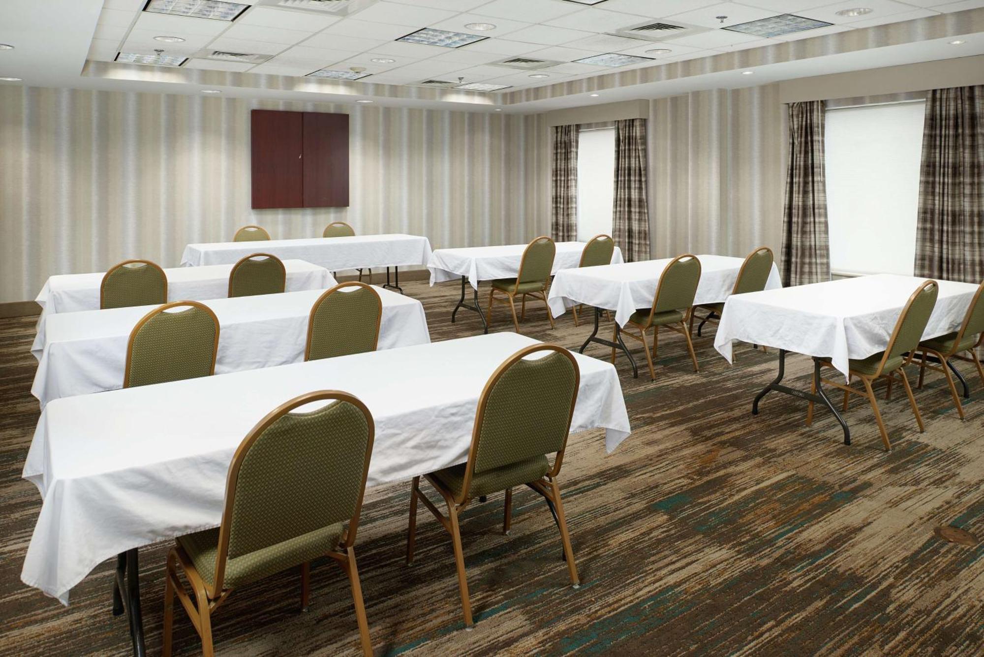 Hampton Inn & Suites Oxford-Anniston Экстерьер фото