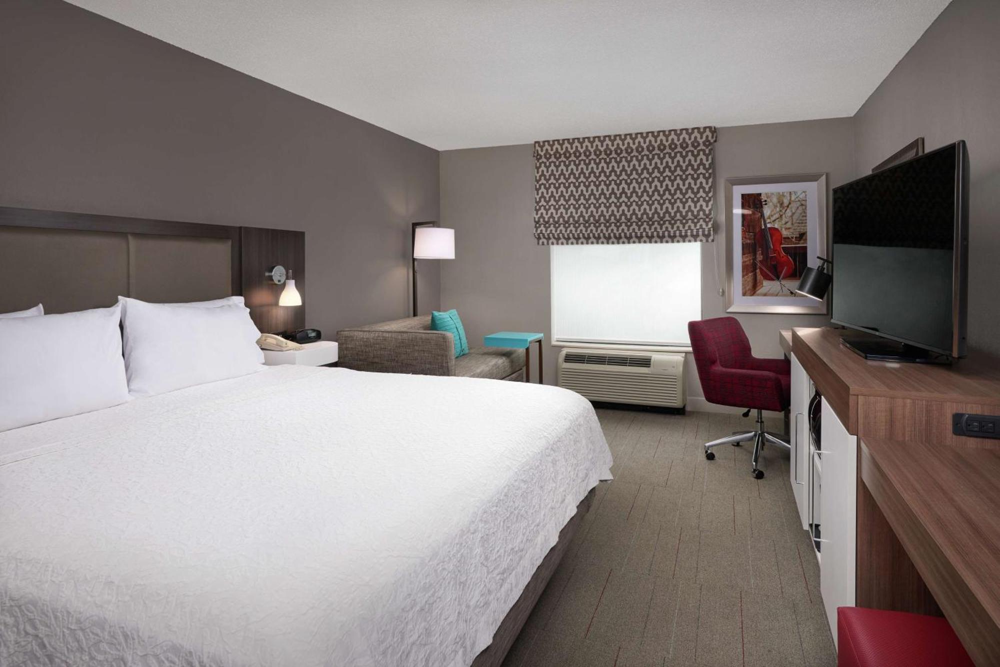 Hampton Inn & Suites Oxford-Anniston Экстерьер фото
