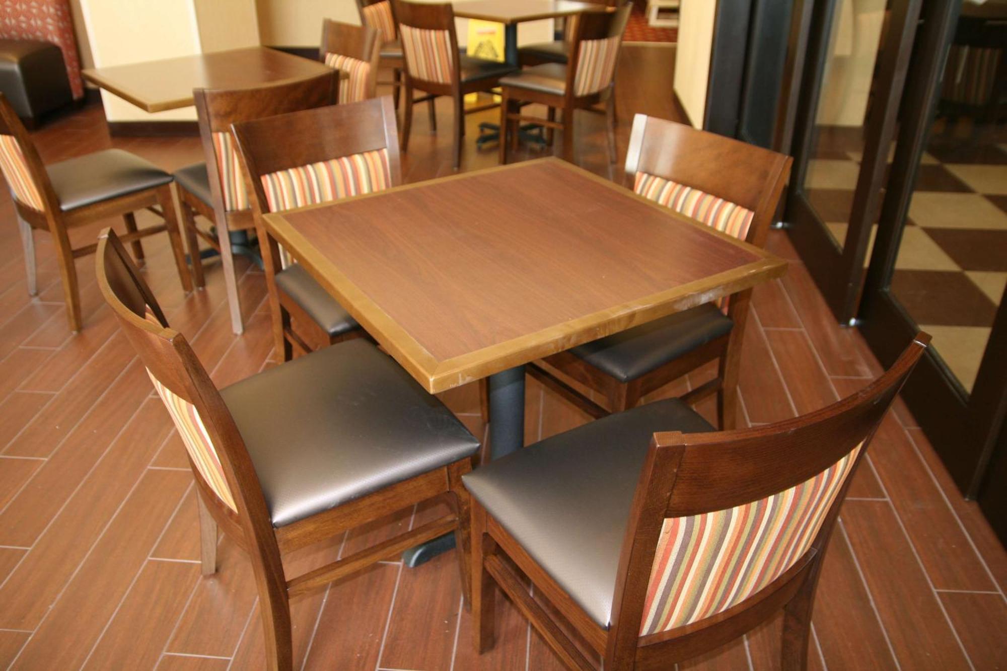 Hampton Inn & Suites Oxford-Anniston Ресторан фото