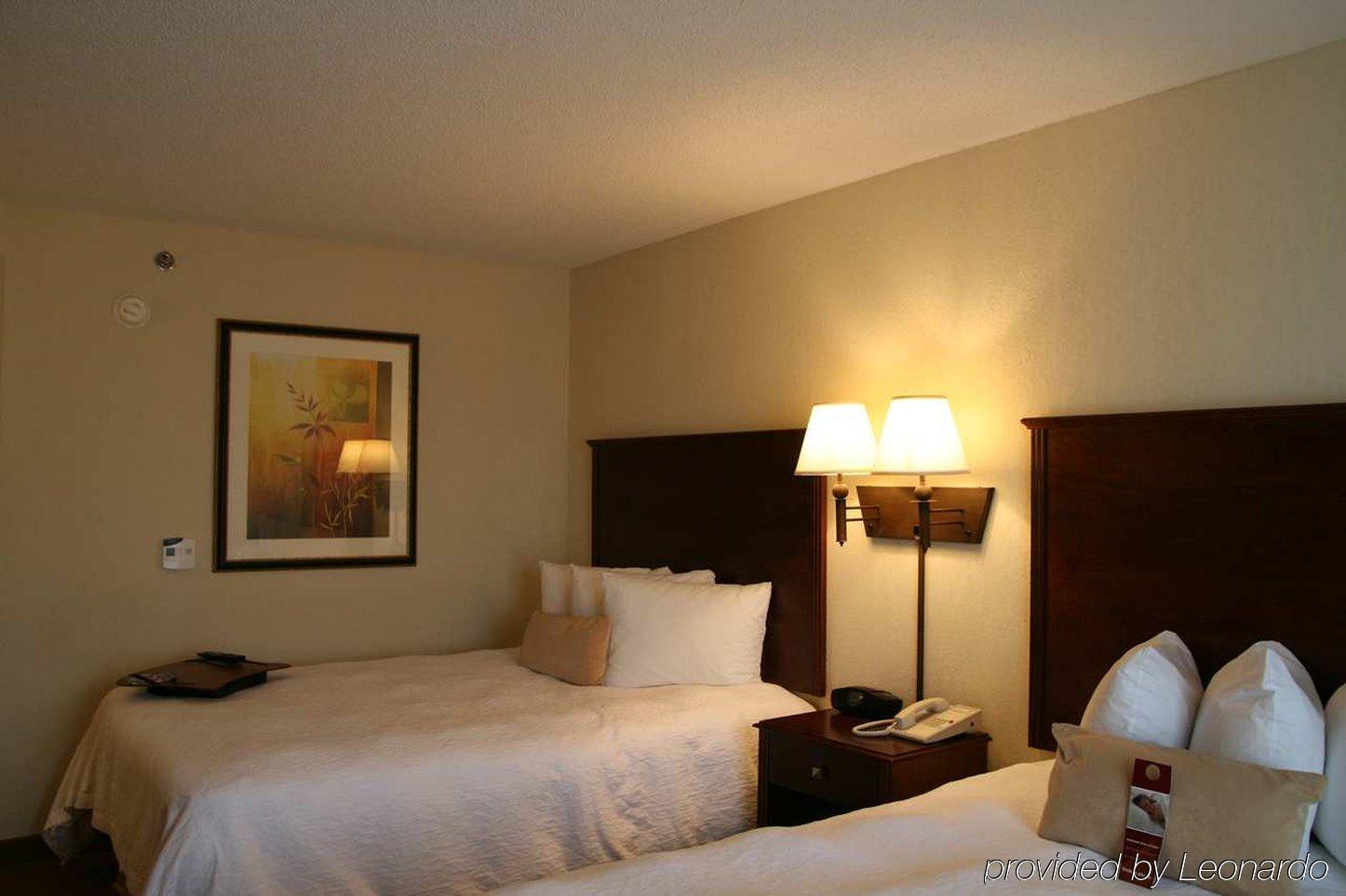 Hampton Inn & Suites Oxford-Anniston Номер фото