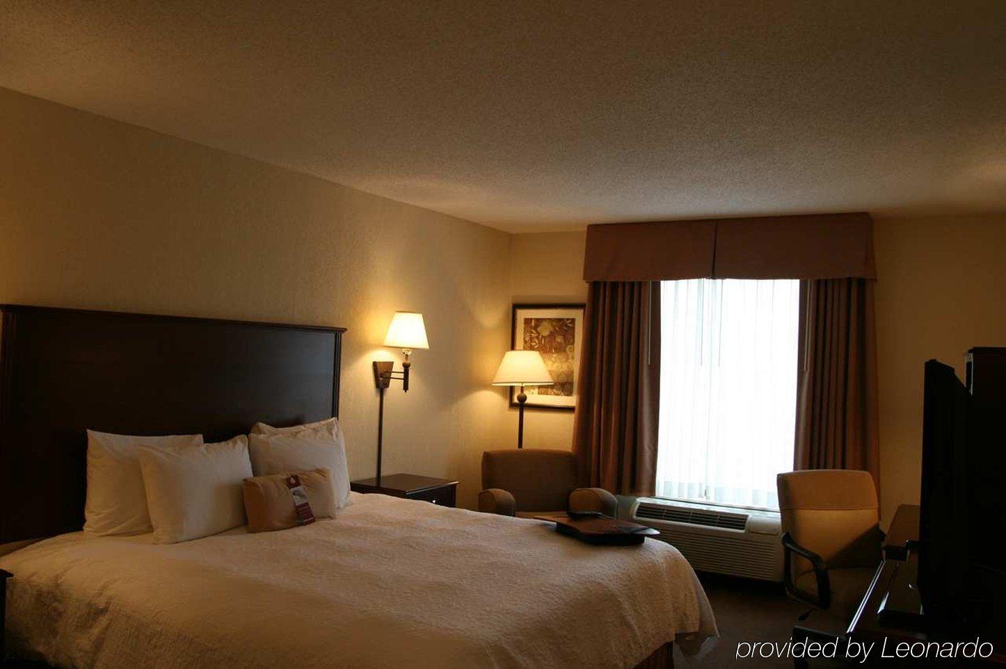 Hampton Inn & Suites Oxford-Anniston Номер фото